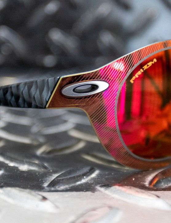 Close up of Oakley Re:SubZero hinge